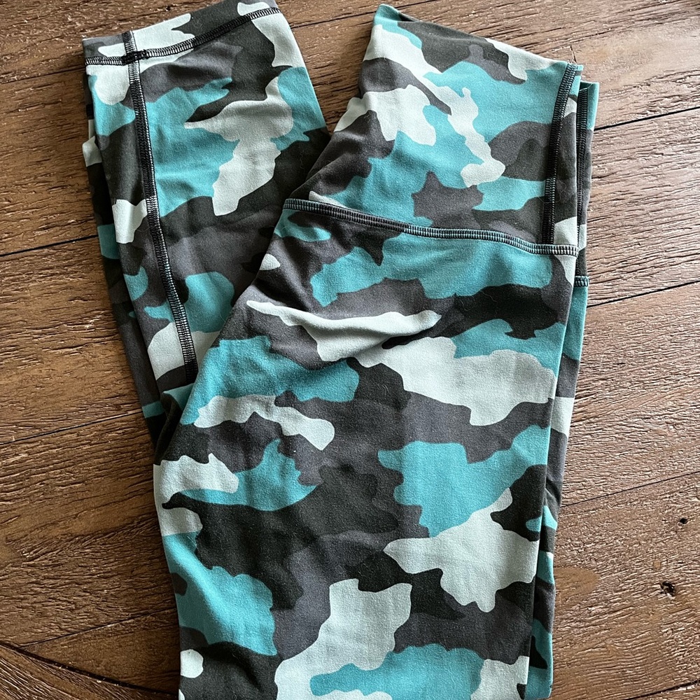 Lululemon Align 23’ Camo